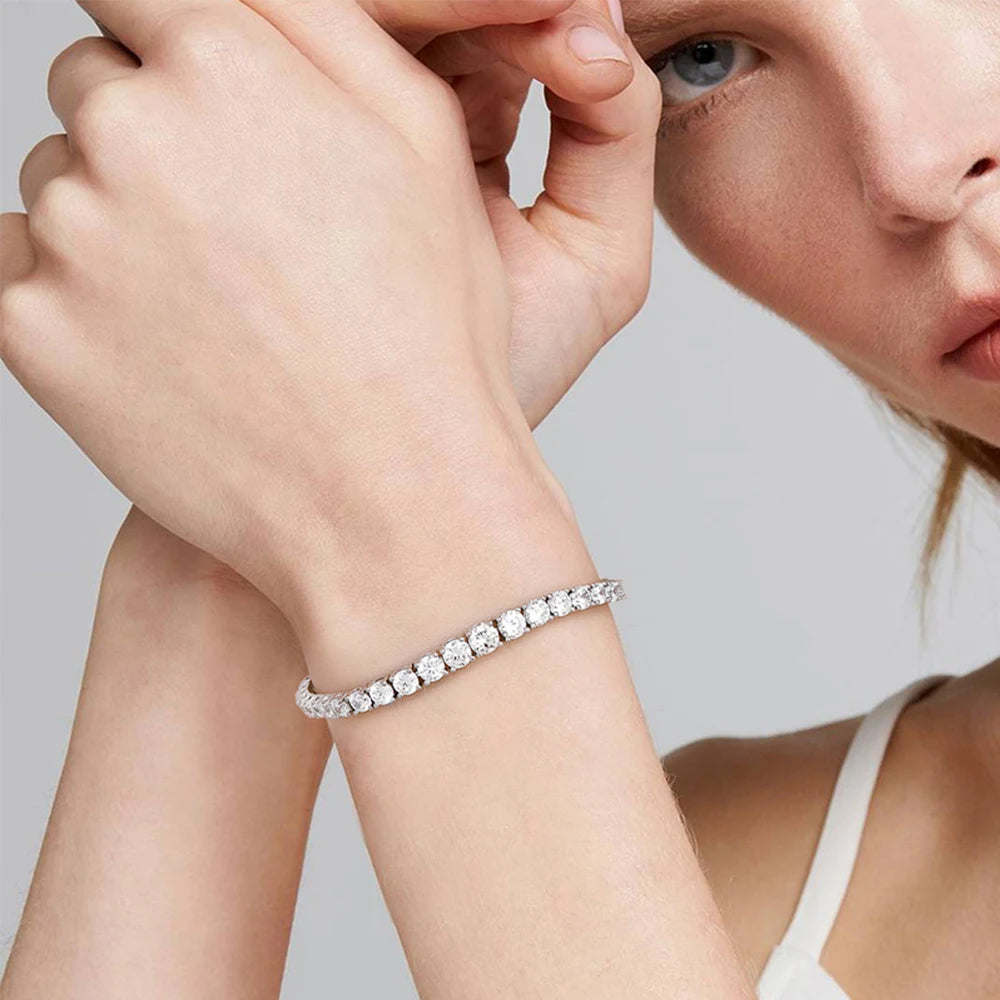 Eterna Moissanite Bracelet